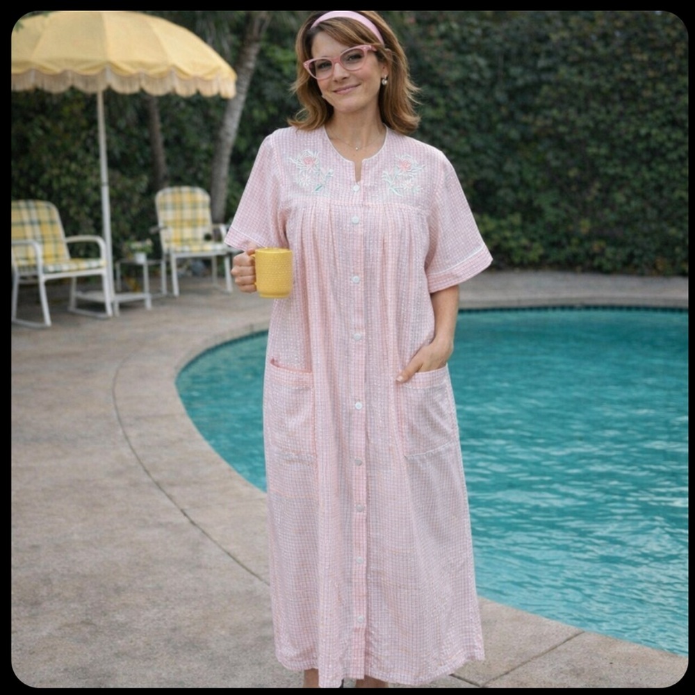 Vintage Pink Seersucker Button-Up House Dress with Floral Embroidery